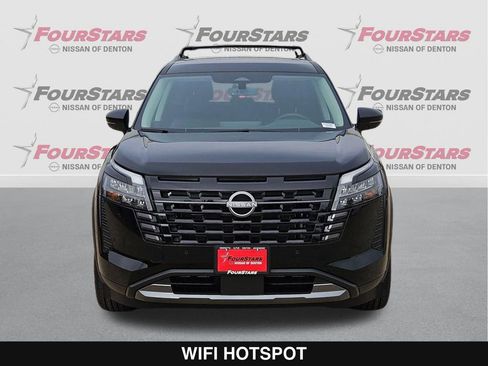 New 2026 Nissan Pathfinder SL image 10