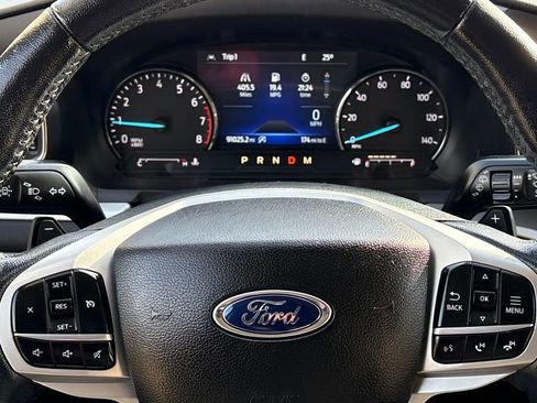 Used 2020 Ford Explorer XLT w/ Equipment Group 202A image 21