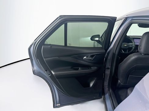Used 2024 Chevrolet Blazer EV LT AWD/4WD image 27