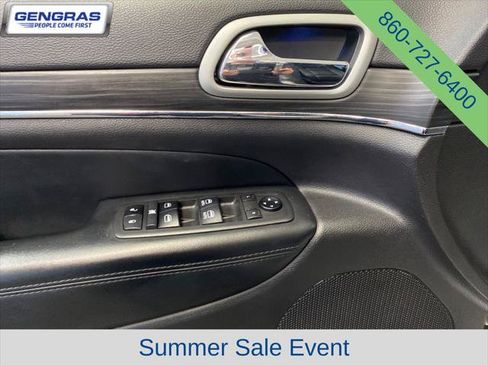 Certified 2021 Jeep Grand Cherokee Limited w/ Premium Lighting Group AWD/4WD image 13