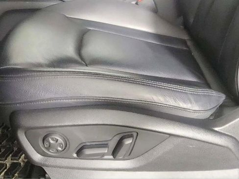 Used 2019 Audi Q7 3.0T Premium w/ Convenience Package image 11