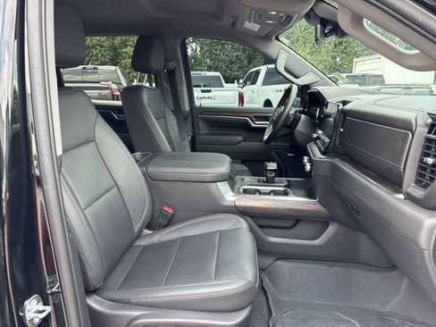 Used 2023 GMC Sierra 1500 SLT w/ SLT Premium Package AWD/4WD image 28