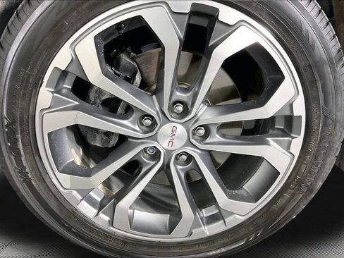 Used 2019 GMC Terrain SLT w/ Preferred Package FWD image 9