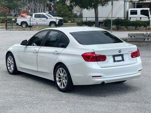Used 2017 BMW 320i Sedan image 7