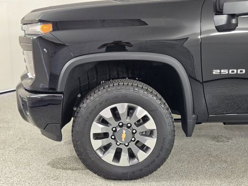 New 2026 Chevrolet Silverado 2500 Custom w/ Custom Value Package AWD/4WD image 9