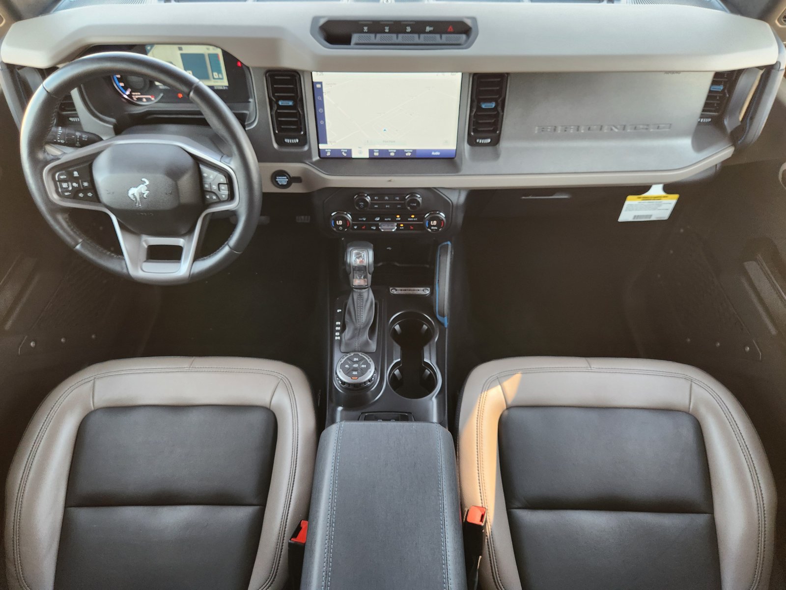 Used 2024 Ford Bronco Wildtrak AWD/4WD image 27