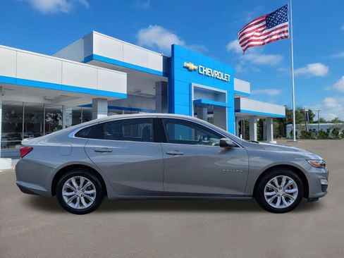 Used 2024 Chevrolet Malibu LT FWD image 3