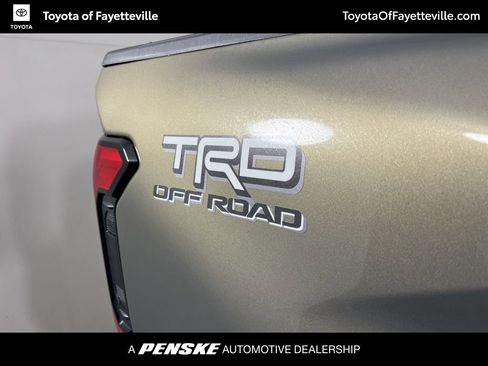 Certified 2025 Toyota Tacoma TRD Off-Road image 4