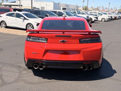 Used 2018 Chevrolet Camaro ZL1 RWD image 4