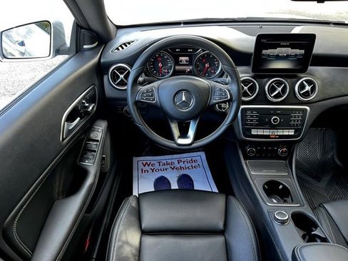 Used 2017 Mercedes-Benz CLA 250 image 37