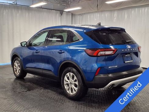 Used 2023 Ford Escape Active w/ Tech Pack #1 AWD/4WD image 2