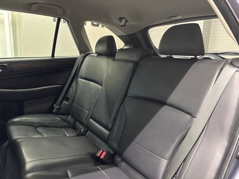Used 2015 Subaru Outback 2.5i Limited AWD/4WD image 18