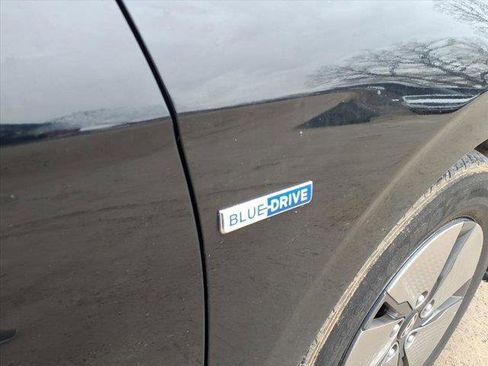 Used 2020 Hyundai Ioniq SE image 6