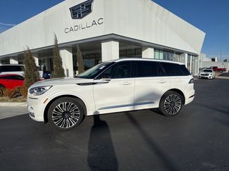 Used 2023 Lincoln Aviator Black Label w/ Class IV Trailer Tow Package video 2