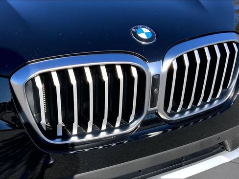 Used 2023 BMW X3 xDrive30i AWD/4WD image 32