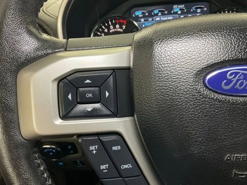 Used 2018 Ford F150 Lariat w/ Trailer Tow Package image 24