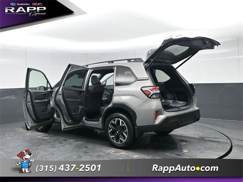 Certified 2025 Subaru Forester Premium image 29