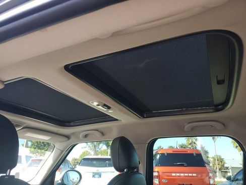 Used 2019 MINI Cooper Countryman w/ Storage Package image 23