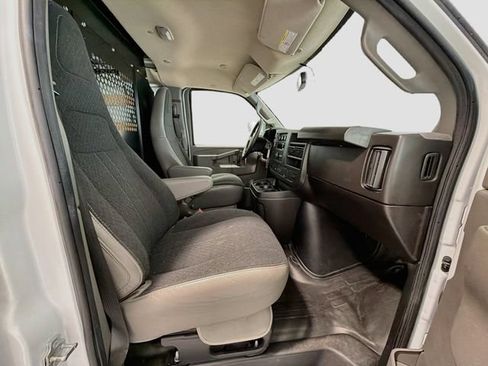 Used 2025 GMC Savana 2500 w/ Driver Convenience Package RWD image 20