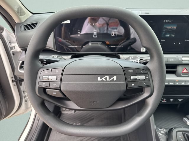 New 2026 Kia K4 FWD image 33