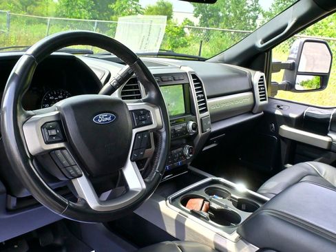 Used 2020 Ford F450 Platinum w/ FX4 Off-Road Package image 30