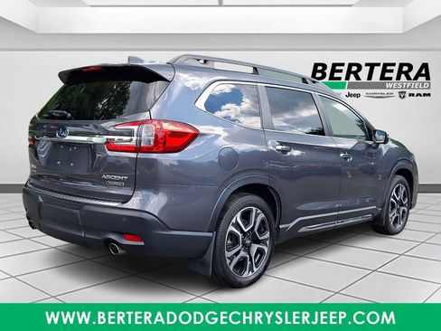 Used 2023 Subaru Ascent Touring AWD/4WD image 6