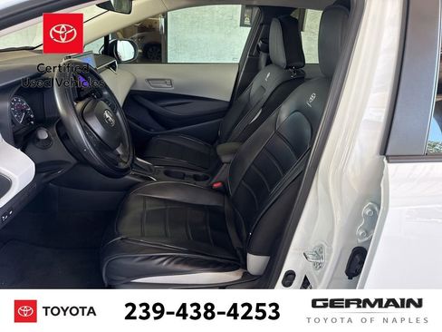 Used 2025 Toyota Corolla LE FWD image 12