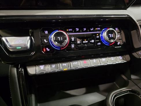 New 2026 GMC Sierra 2500 AT4X w/ LPO, Black Badging Package image 22