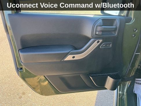 Used 2016 Jeep Wrangler Sahara image 13