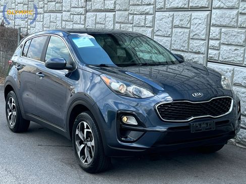Used 2022 Kia Sportage LX AWD/4WD image 3