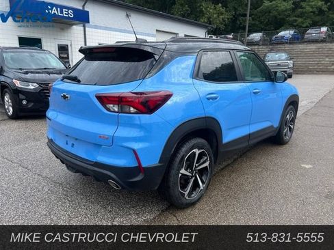 Used 2023 Chevrolet TrailBlazer RS w/ Convenience Package FWD image 3