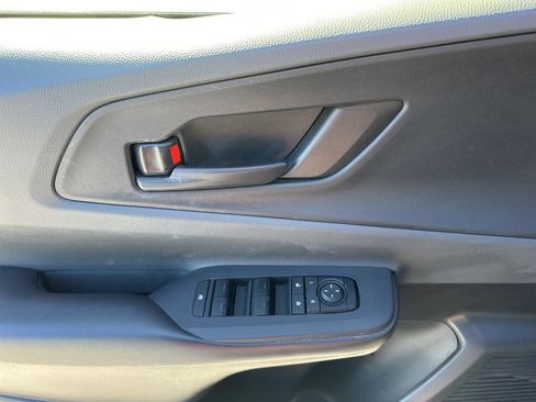 Used 2024 Toyota Prius LE FWD image 23