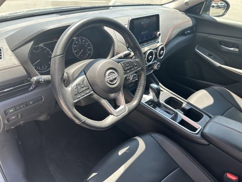 Used 2024 Nissan Sentra SR w/ SR Premium Package FWD image 18