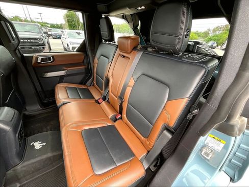 Used 2023 Ford Bronco Outer Banks AWD/4WD image 14