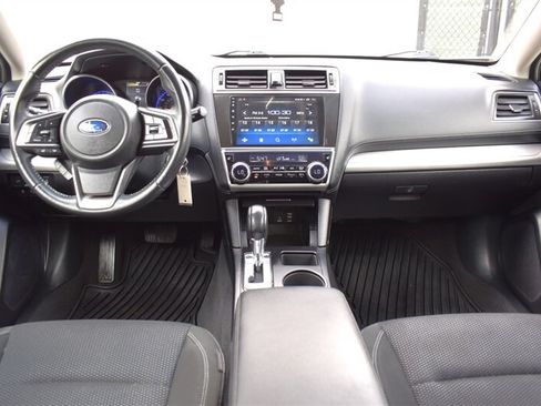 Used 2018 Subaru Outback 2.5i Premium AWD/4WD image 14