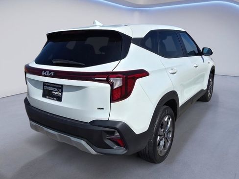 Used 2026 Kia Seltos LX AWD/4WD image 6