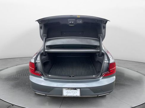 Used 2018 Volvo S90 T5 Momentum w/ Momentum Plus Package image 22