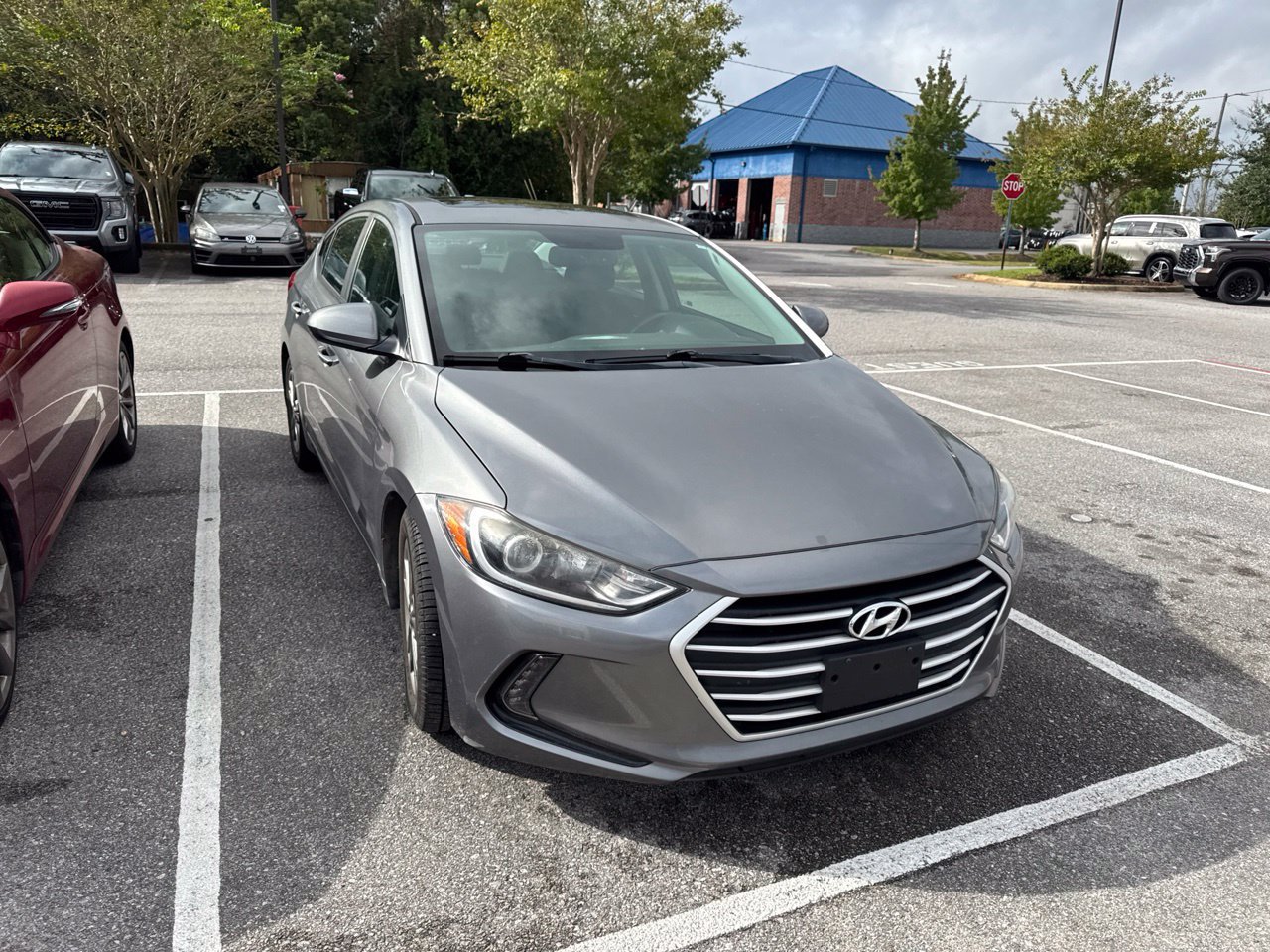 Used 2018 Hyundai Elantra Value Edition w/ Cargo Package FWD image 3