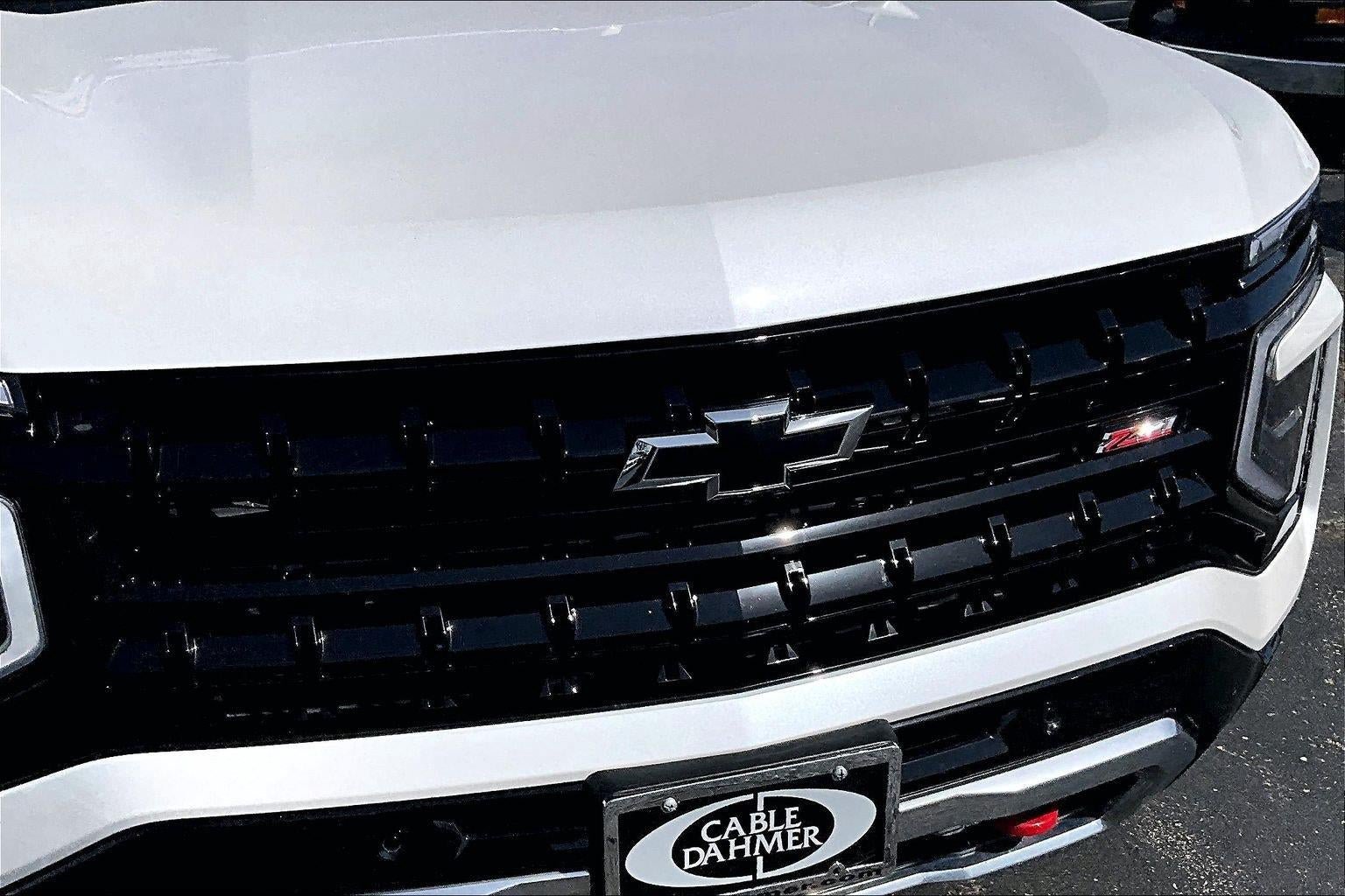 Used 2025 Chevrolet Tahoe Z71 w/ Z71 Off-Road Package AWD/4WD image 31