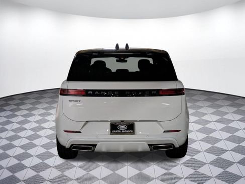 New 2026 Land Rover Range Rover Sport Dynamic SE AWD/4WD image 4