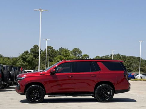 Used 2021 Chevrolet Tahoe Z71 w/ Rear Media and Nav Package AWD/4WD image 3