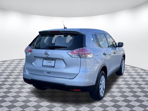 Used 2016 Nissan Rogue S image 3