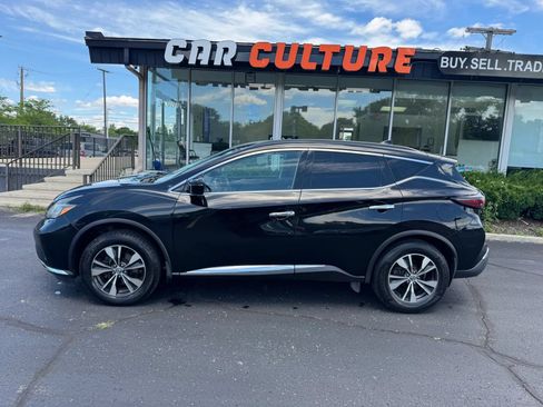 Used 2020 Nissan Murano SV FWD image 2
