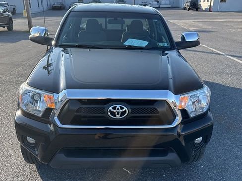 Used 2015 Toyota Tacoma 4x4 Access Cab V6 w/ TRD Off-Road Package image 8