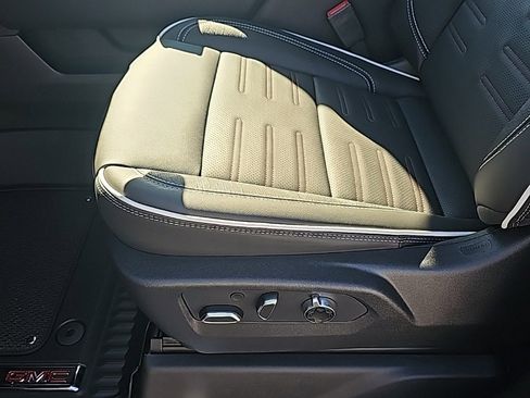 New 2026 GMC Sierra 1500 AT4X image 14