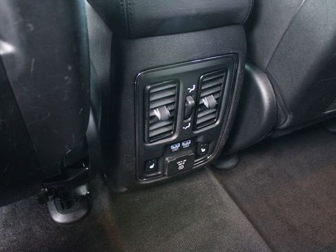 Used 2014 Jeep Grand Cherokee Summit image 20