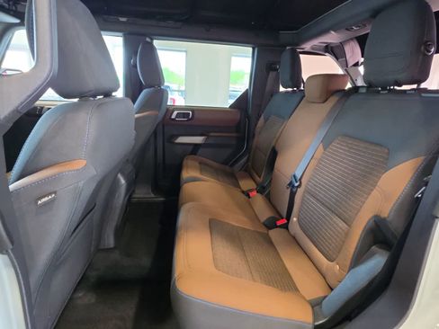Used 2023 Ford Bronco Outer Banks AWD/4WD image 30