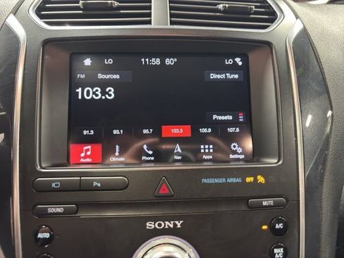 Used 2019 Ford Explorer Sport AWD/4WD image 2