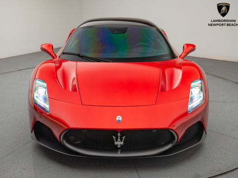 Used 2023 Maserati MC20 Coupe image 9