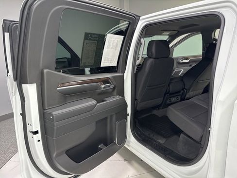 Used 2024 GMC Sierra 1500 Elevation image 20